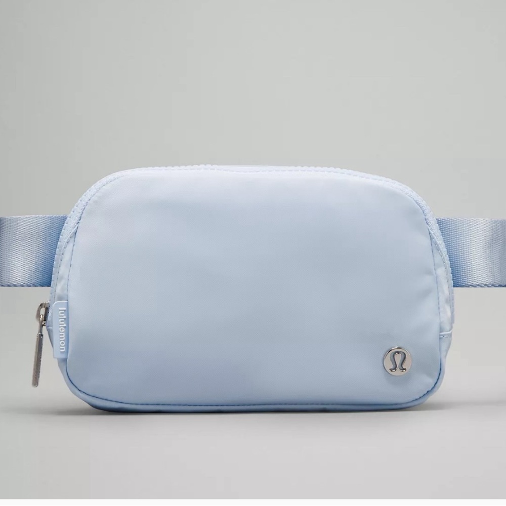 Everywhere Belt Bag 1L